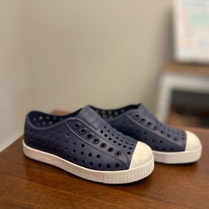 Native Toddler Jefferson Slip-On Sneakers, Size 9, Navy Blue